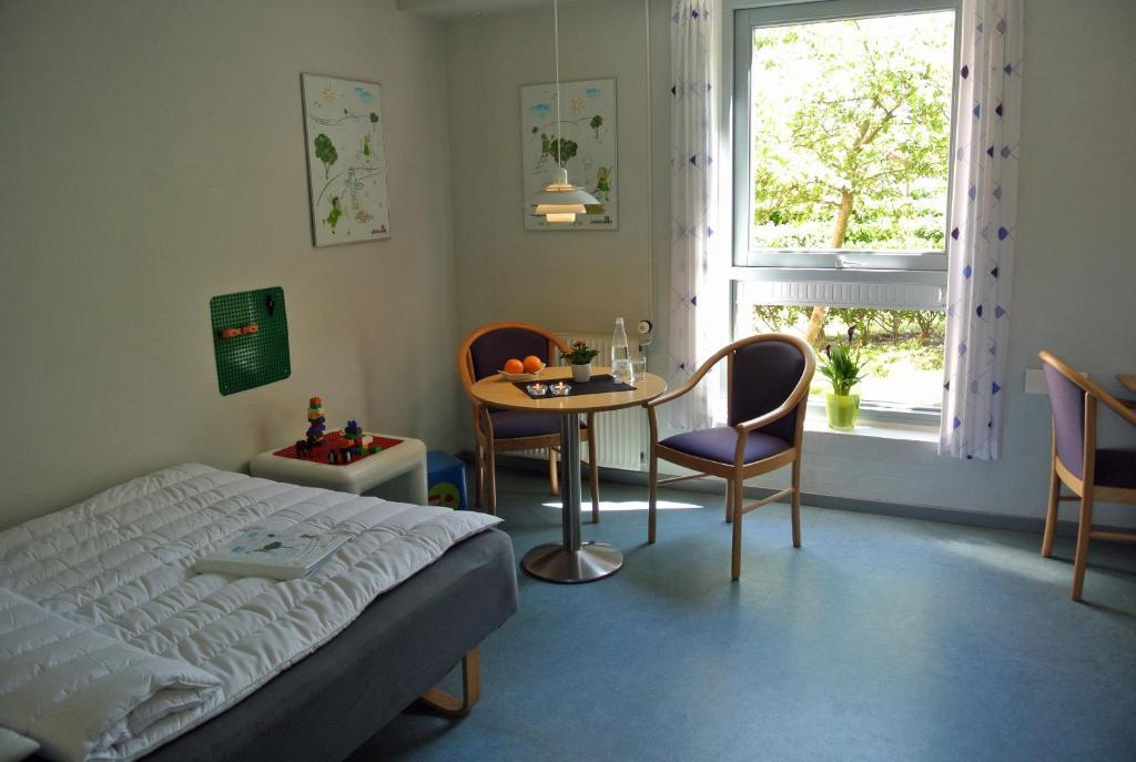 Legoland Village Family Hostel Billund Oda fotoğraf